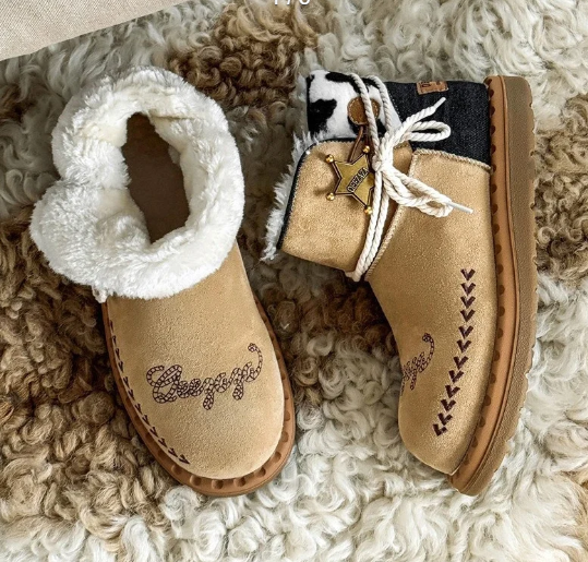 UGG Sheepskin Boots 3659