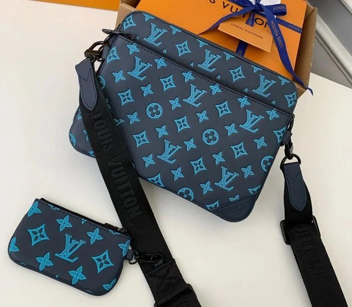 Louis Vuitton trio m46604 25×18.5×7
